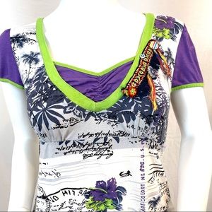 Faranelli Boho Top, button deco, crocheted lace